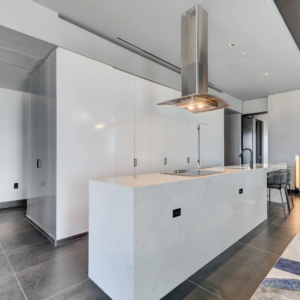 Dream-Luxury-4BR-Penthouse-Vegas-Infinity-Hot-Tub-Palms-Place-7