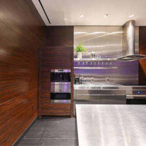 Luxury-Celebrity-Penthouse-Hot-Tub-Vegas-Stripview-Palms-Place-15