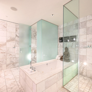 Luxury-Celebrity-Penthouse-Hot-Tub-Vegas-Stripview-Palms-Place-40