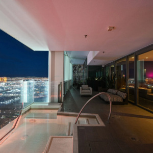 Luxury-Celebrity-Penthouse-Hot-Tub-Vegas-Stripview-Palms-Place-61