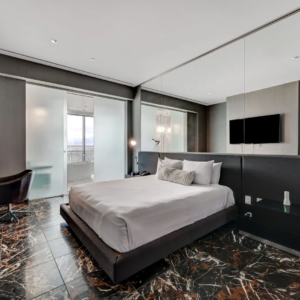 Mayweather-Penthouse-Hot-Tub-Patio-Pool-Table-Palms-Place-37