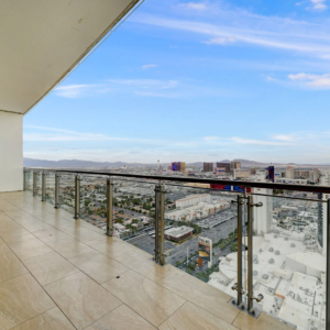 Mayweather-Penthouse-Hot-Tub-Patio-Pool-Table-Palms-Place-52