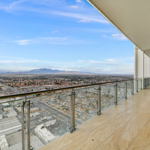 Mayweather-Penthouse-Hot-Tub-Patio-Pool-Table-Palms-Place-54
