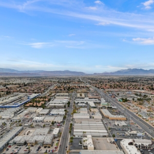 Mayweather-Penthouse-Hot-Tub-Patio-Pool-Table-Palms-Place-58
