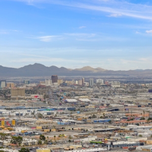 Mayweather-Penthouse-Hot-Tub-Patio-Pool-Table-Palms-Place-60