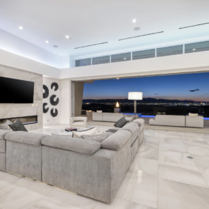 Modern Luxury $5M Macdonald Highland Pool