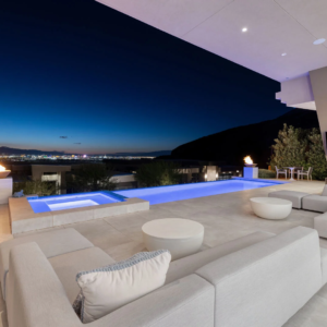 Modern Luxury $5M Macdonald Highland Pool