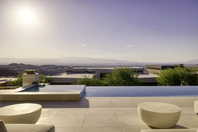 Modern Luxury $5M Macdonald Highland Mansion with Pool