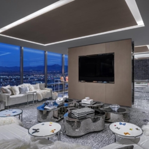 Palms Sky Villa Empathy Suite