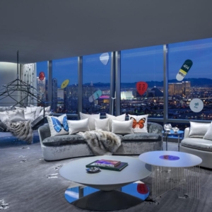 Palms Sky Villa Empathy Suite