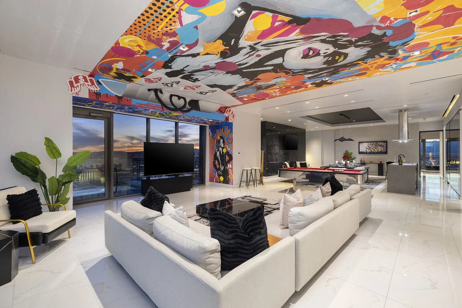 Vegas-Papi-5-Million-Penthouse-Huge-Balcony-Pool-1