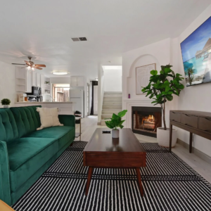 Block from Pacific Beach Bath Seaside Retreat Estate