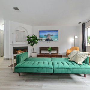 Block from Pacific Beach Bath Seaside Retreat Estate