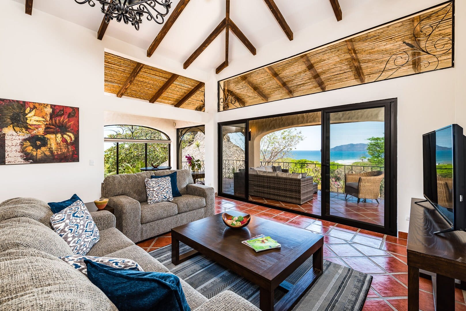 Tamarindo Spacious Home Pool Walk to Beach Costa Rica