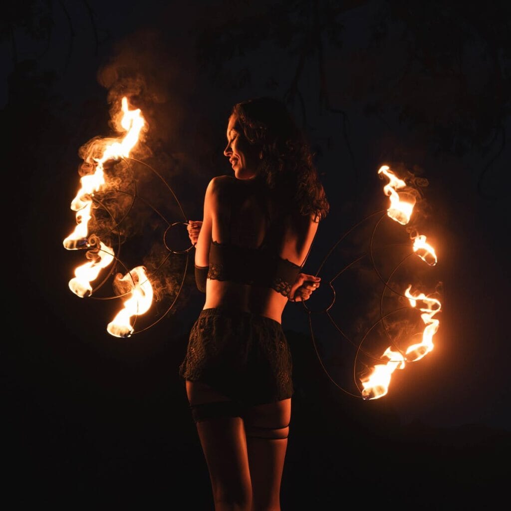 fire performers las vegas