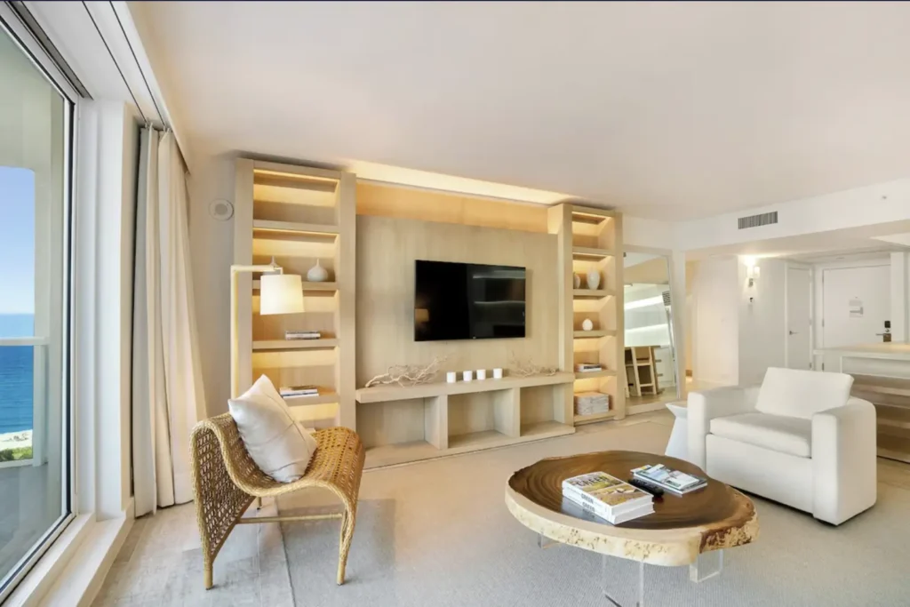 Miami Beach 1 Hotel 1BR/1.5BA Central Location