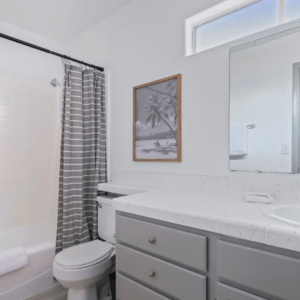 Beach 1 Block Away Air Condition Renovated Pacific Beach San Diego