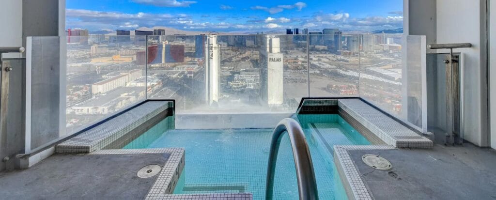 Luxury Summer Weekends in Las Vegas