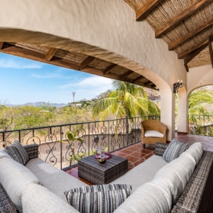 Tamarindo Spacious Home Pool Walk to Beach Costa Rica