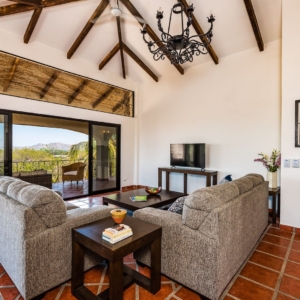 Tamarindo Spacious Home Pool Walk to Beach Costa Rica