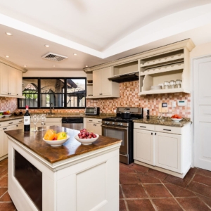 Tamarindo Spacious Home Pool Walk to Beach Costa Rica