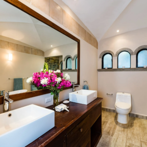 Tamarindo Spacious Home Pool Walk to Beach Costa Rica